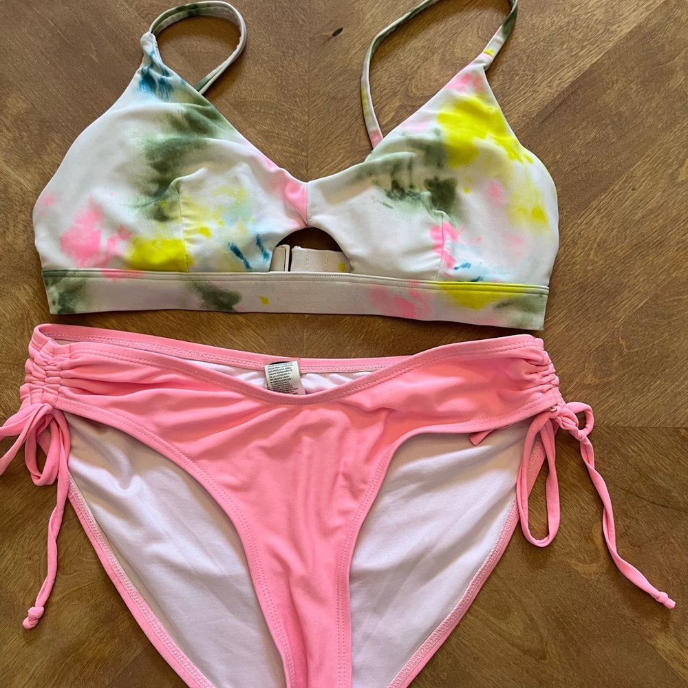 Old Navy Pink Bikini Bottom & White Tie-Dye Top – Size S